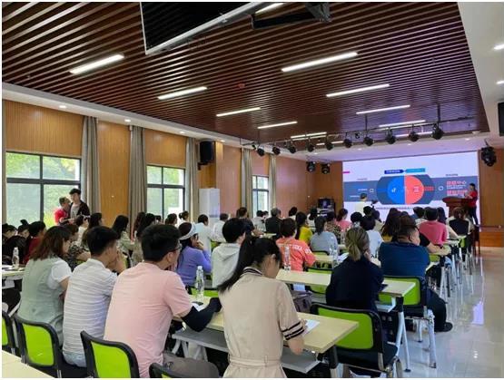 陜西網(wǎng)信辦“陜耀·網(wǎng)絡扶貧e起來”活動 以軟件開發(fā)之力，精準助力脫貧攻堅